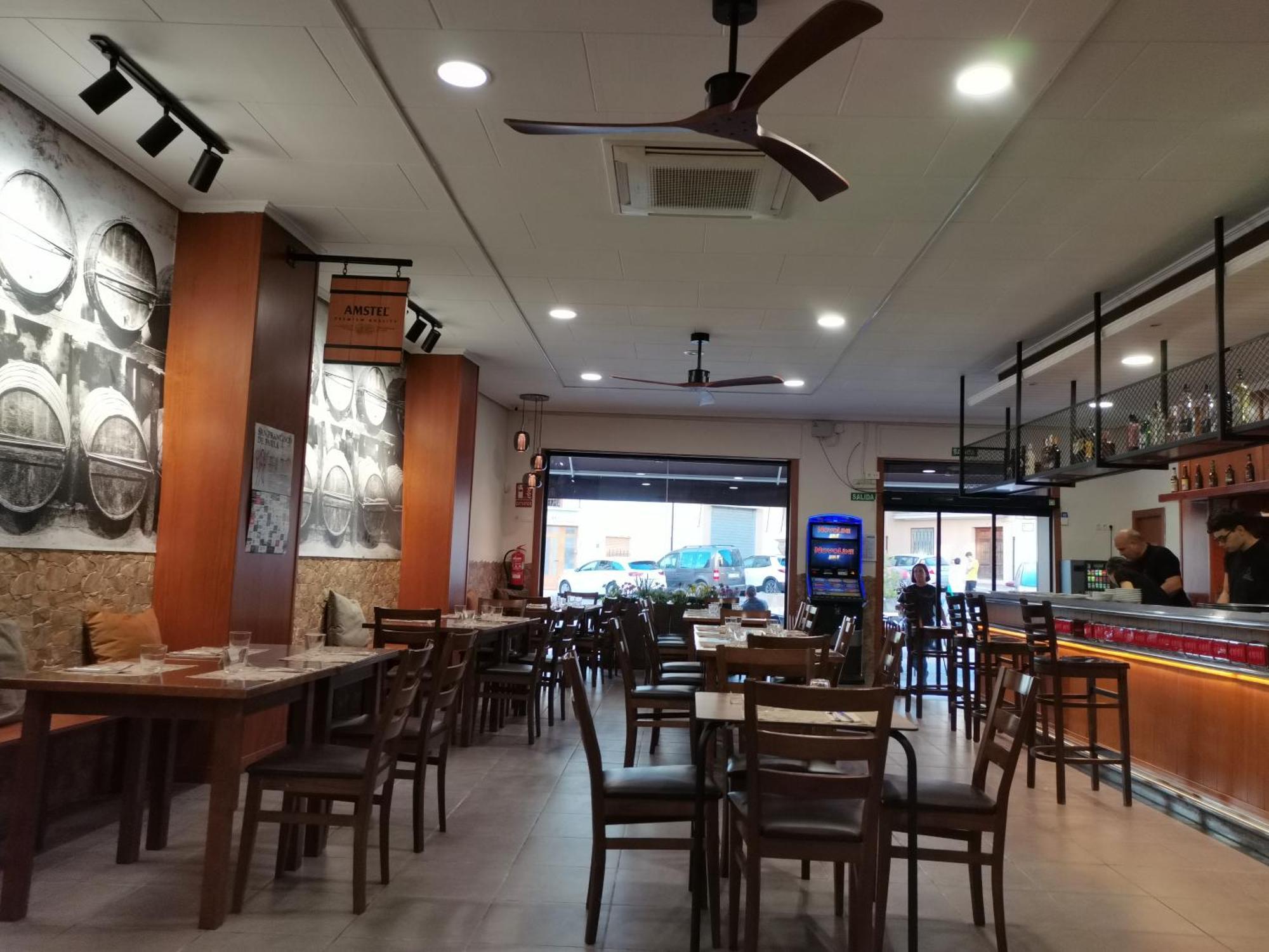 Apartamento Rural La Plaza Vieja Вивер Экстерьер фото