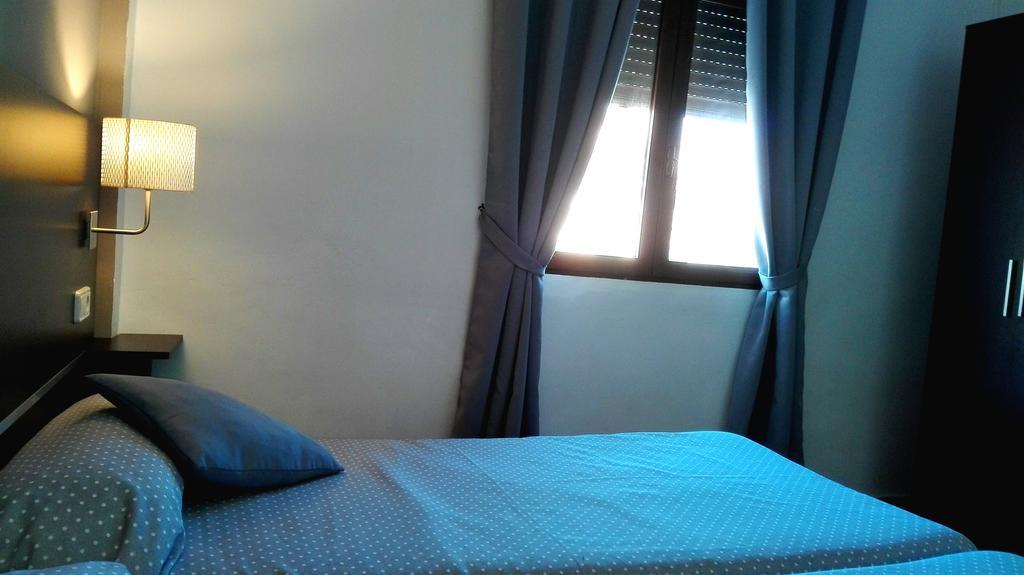 Apartamento Rural La Plaza Vieja Вивер Экстерьер фото