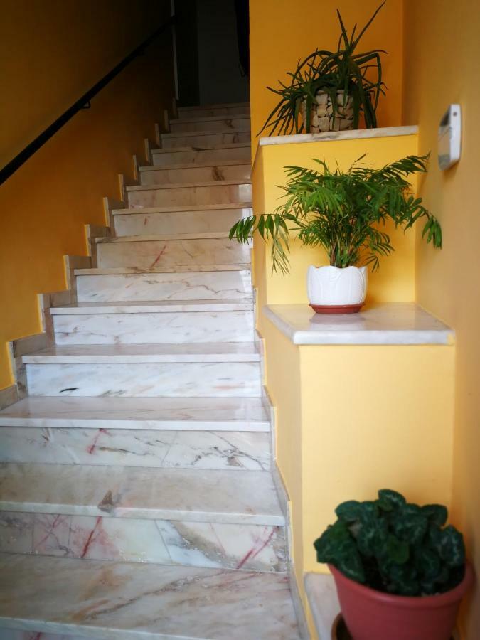 Apartamento Rural La Plaza Vieja Вивер Экстерьер фото